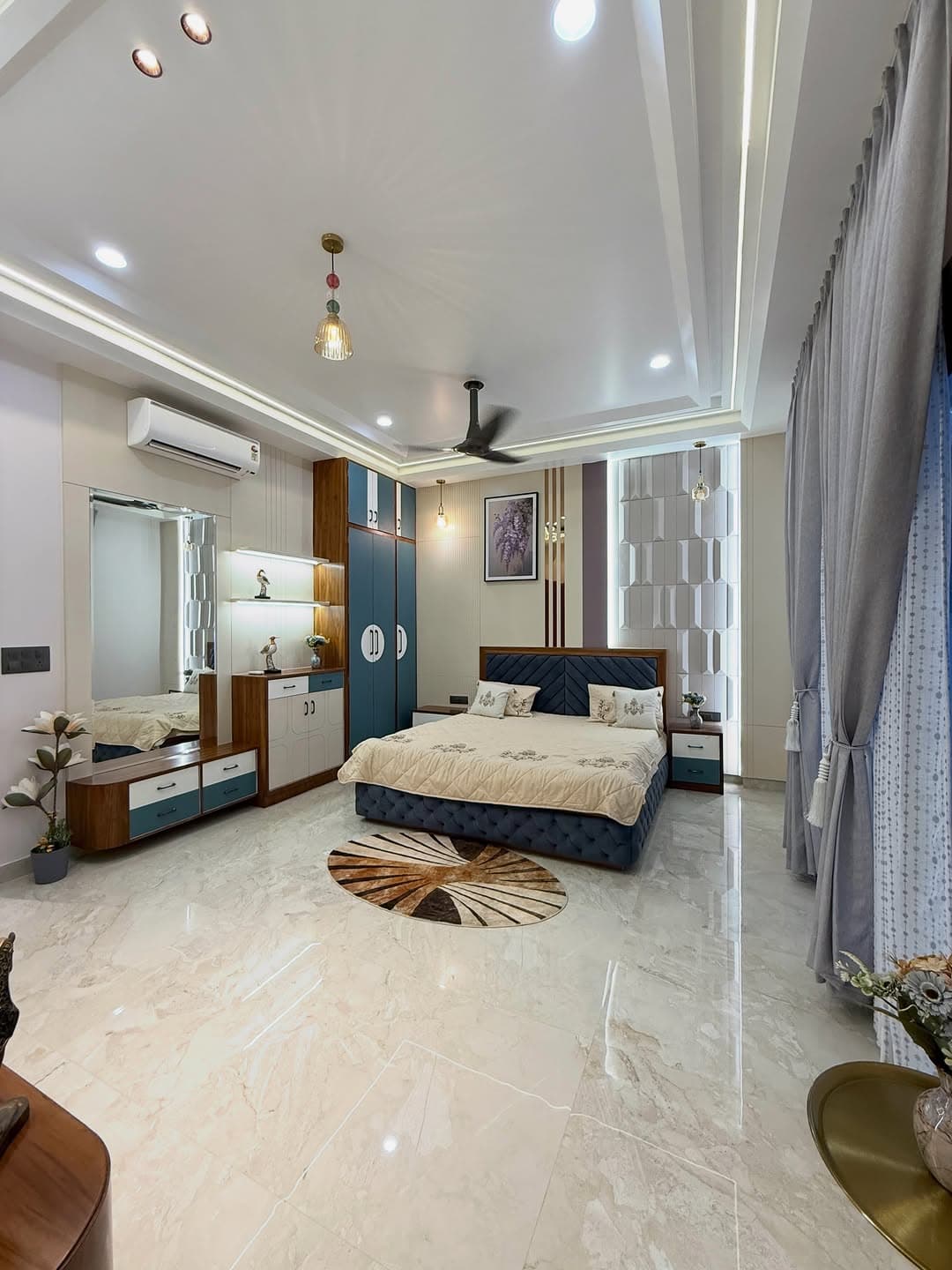 Home interior finishing detail